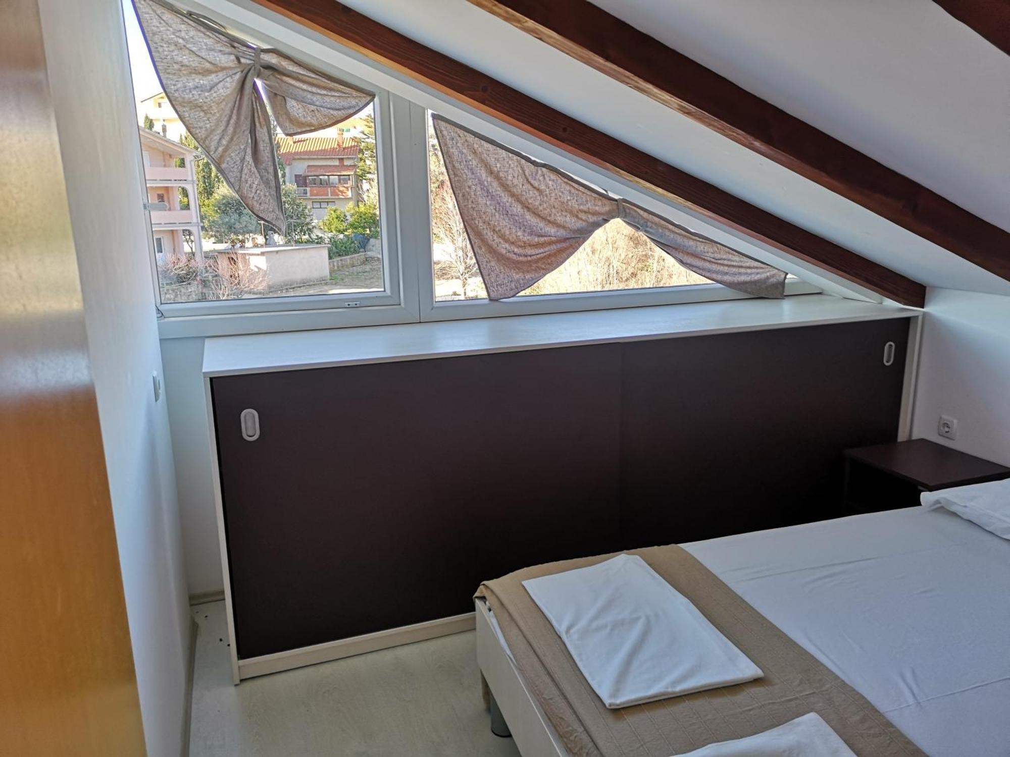 Apartments With A Parking Space Lopar, Rab - 16680 Quarto foto